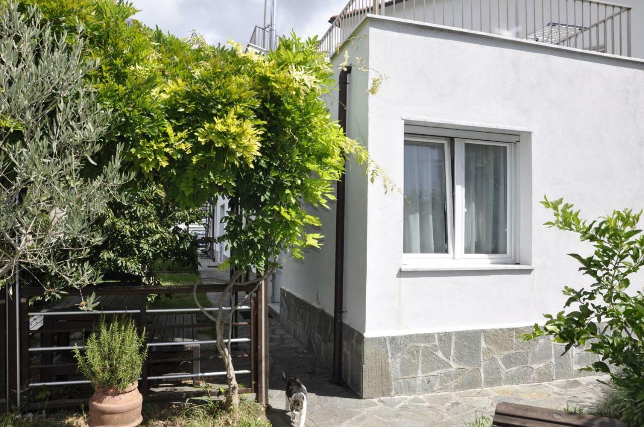 Bed & Breakfast 4U Parcheggio Interno Chiavari Exteriör bild
