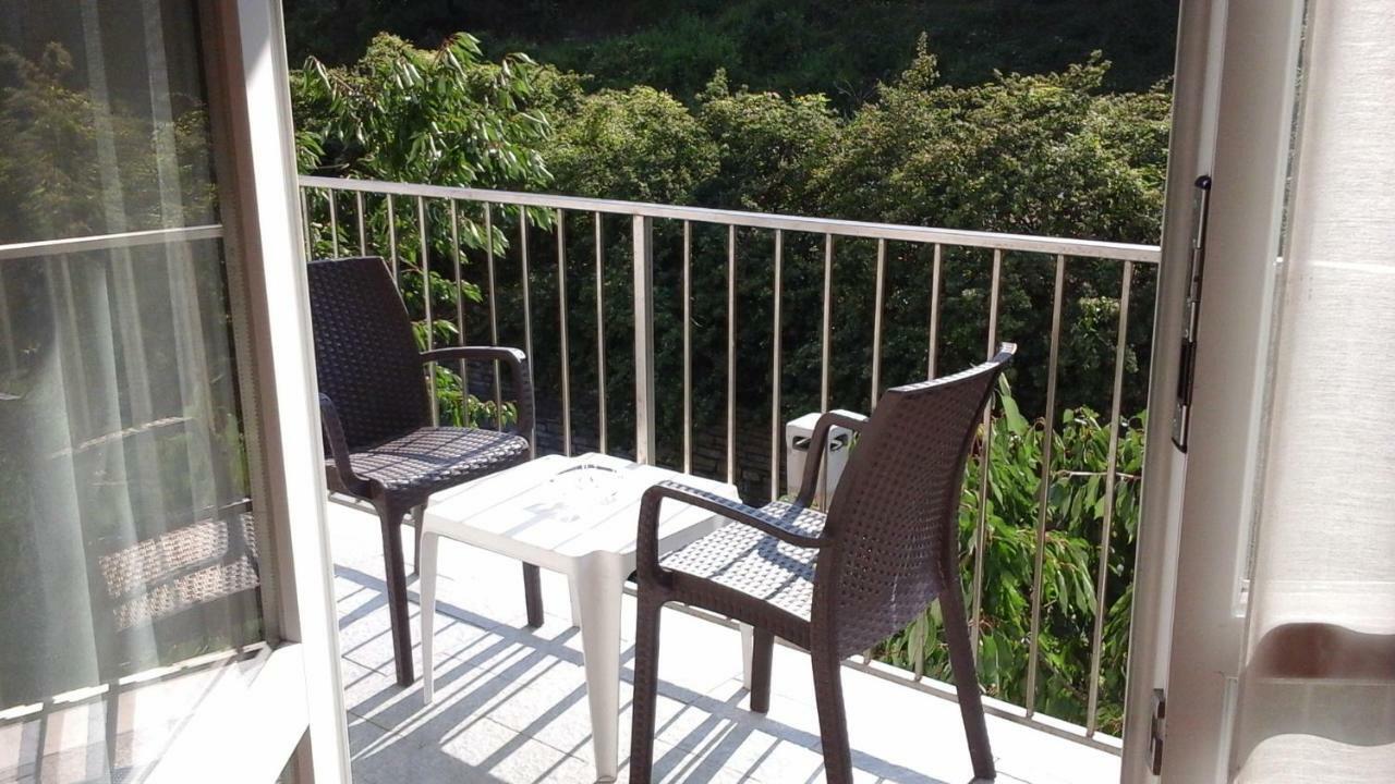 Bed & Breakfast 4U Parcheggio Interno Chiavari Exteriör bild