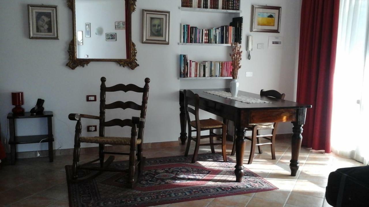 Bed & Breakfast 4U Parcheggio Interno Chiavari Exteriör bild