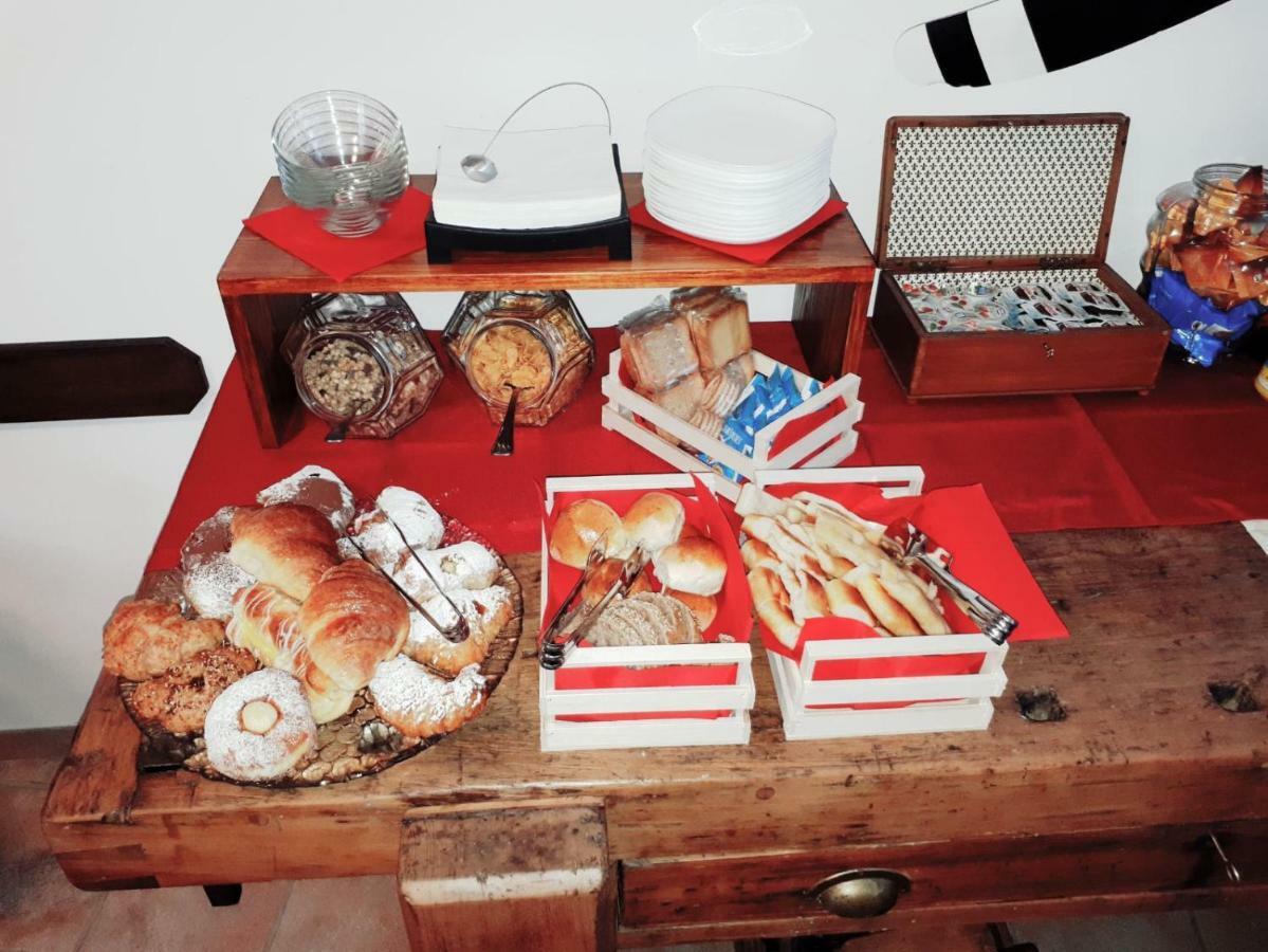 Bed & Breakfast 4U Parcheggio Interno Chiavari Exteriör bild